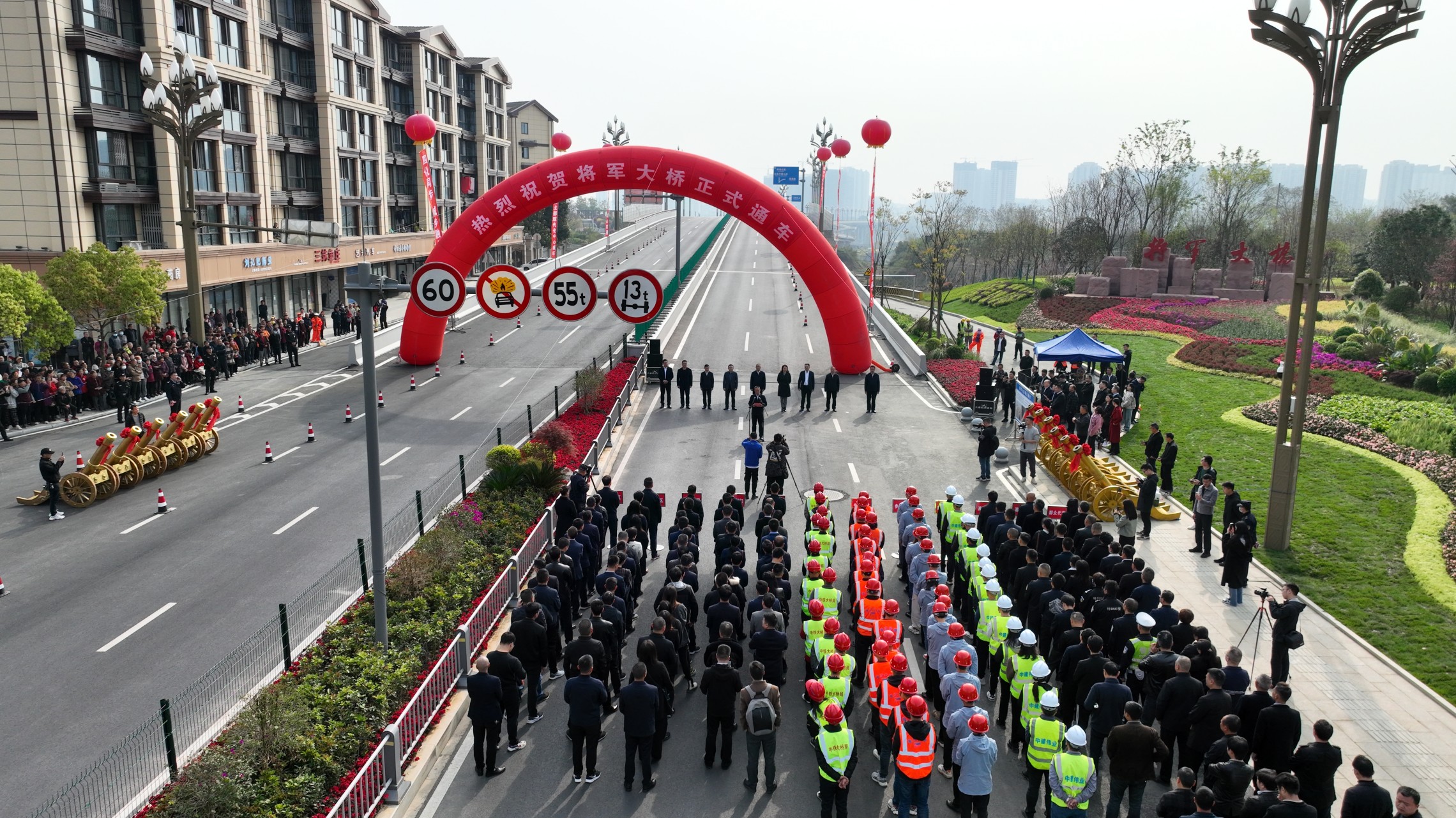 1681198977393776.jpg 1681198977393776.jpg